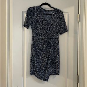 🌷 bundle me! 2/$25! Banana Republic Dress